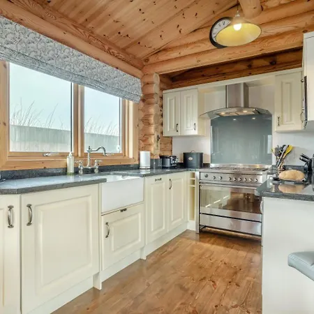3 Bed In Oc-s34987 * Ravensworth